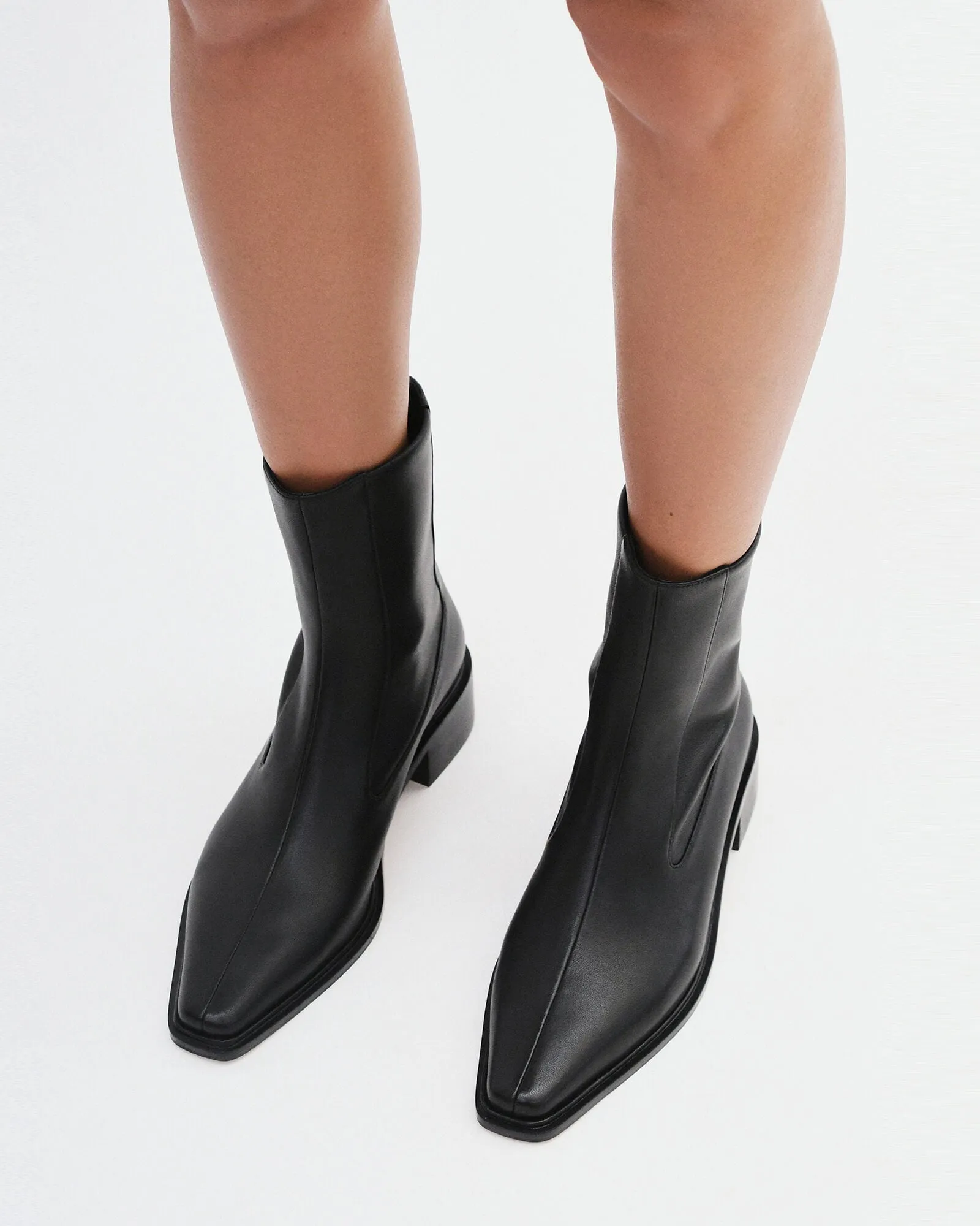 OLYMPIA FLAT ANKLE BOOTS BLACK LEATHER