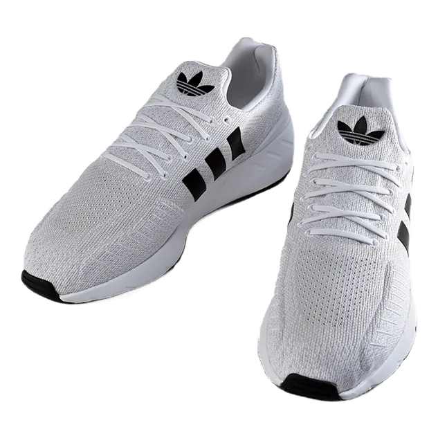 Swift Run 22 Footwear White / Core Black